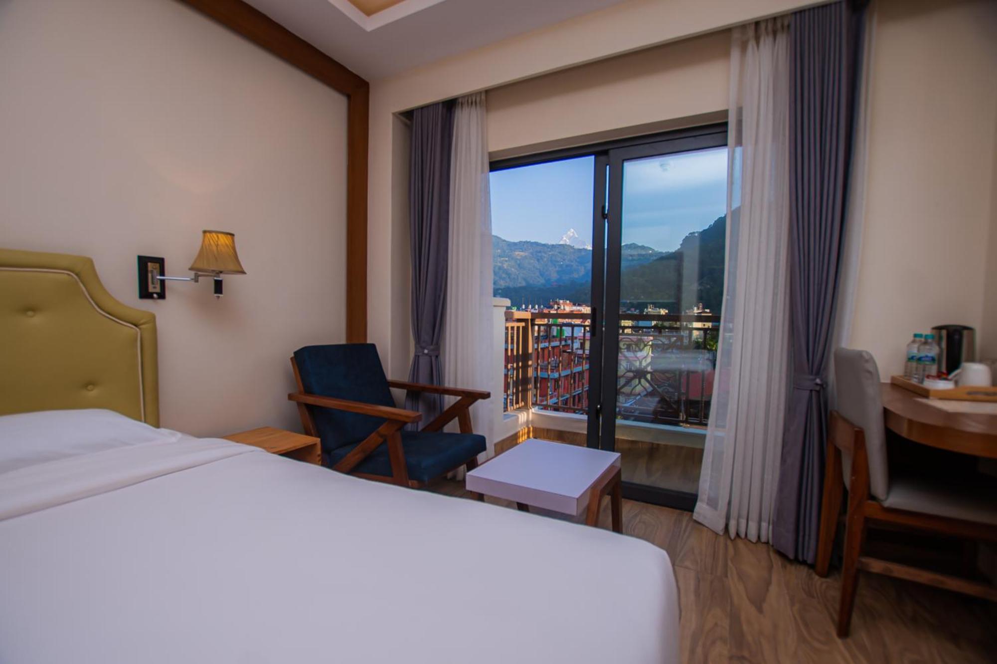 Hotel Fewa Trip Pokhara Exteriör bild