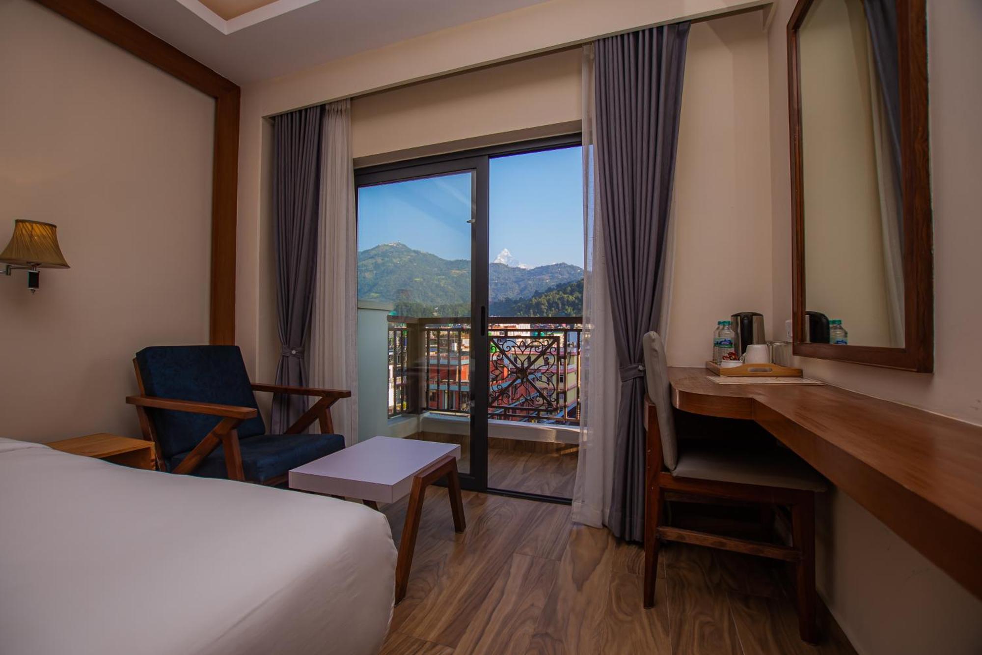 Hotel Fewa Trip Pokhara Exteriör bild