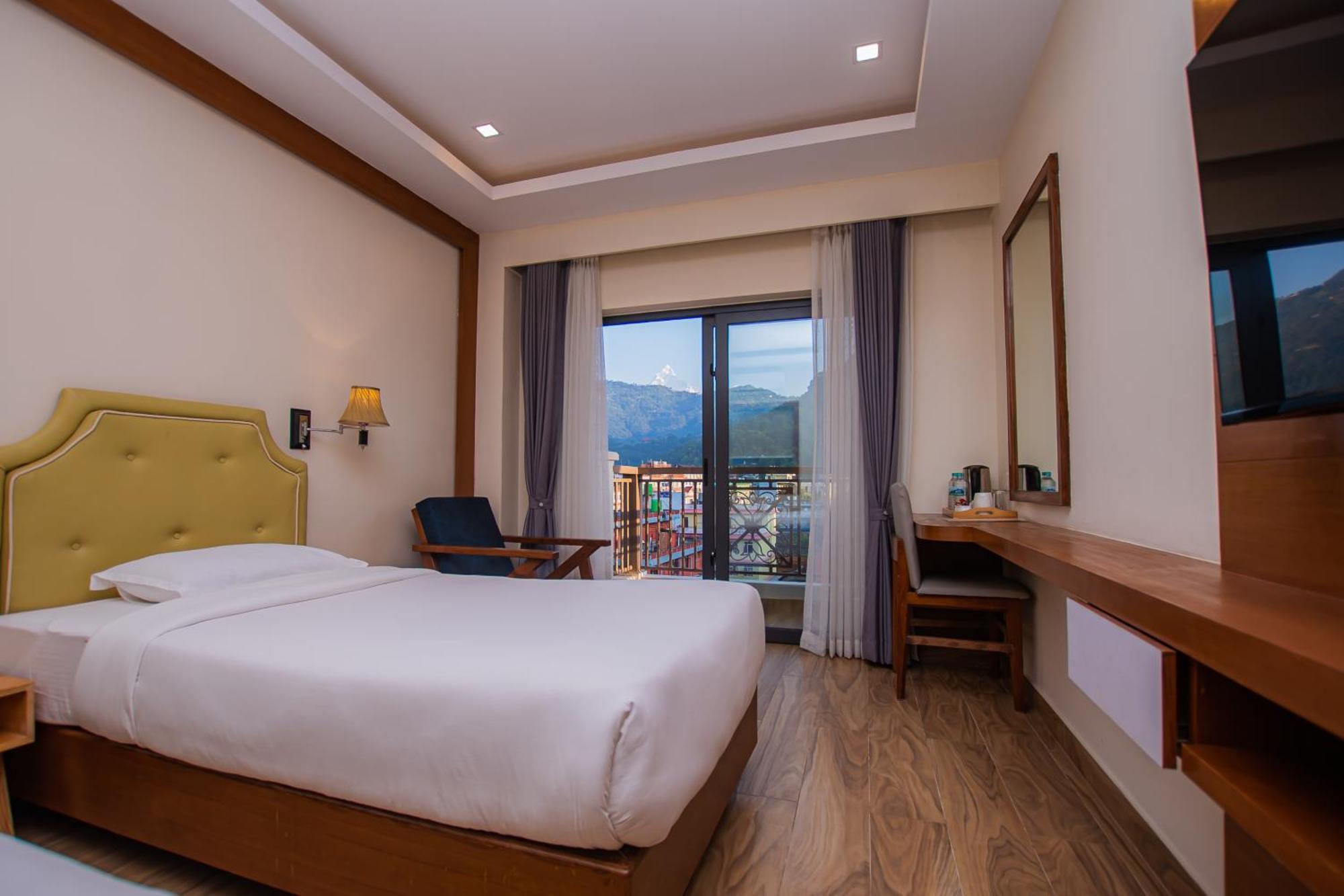 Hotel Fewa Trip Pokhara Exteriör bild