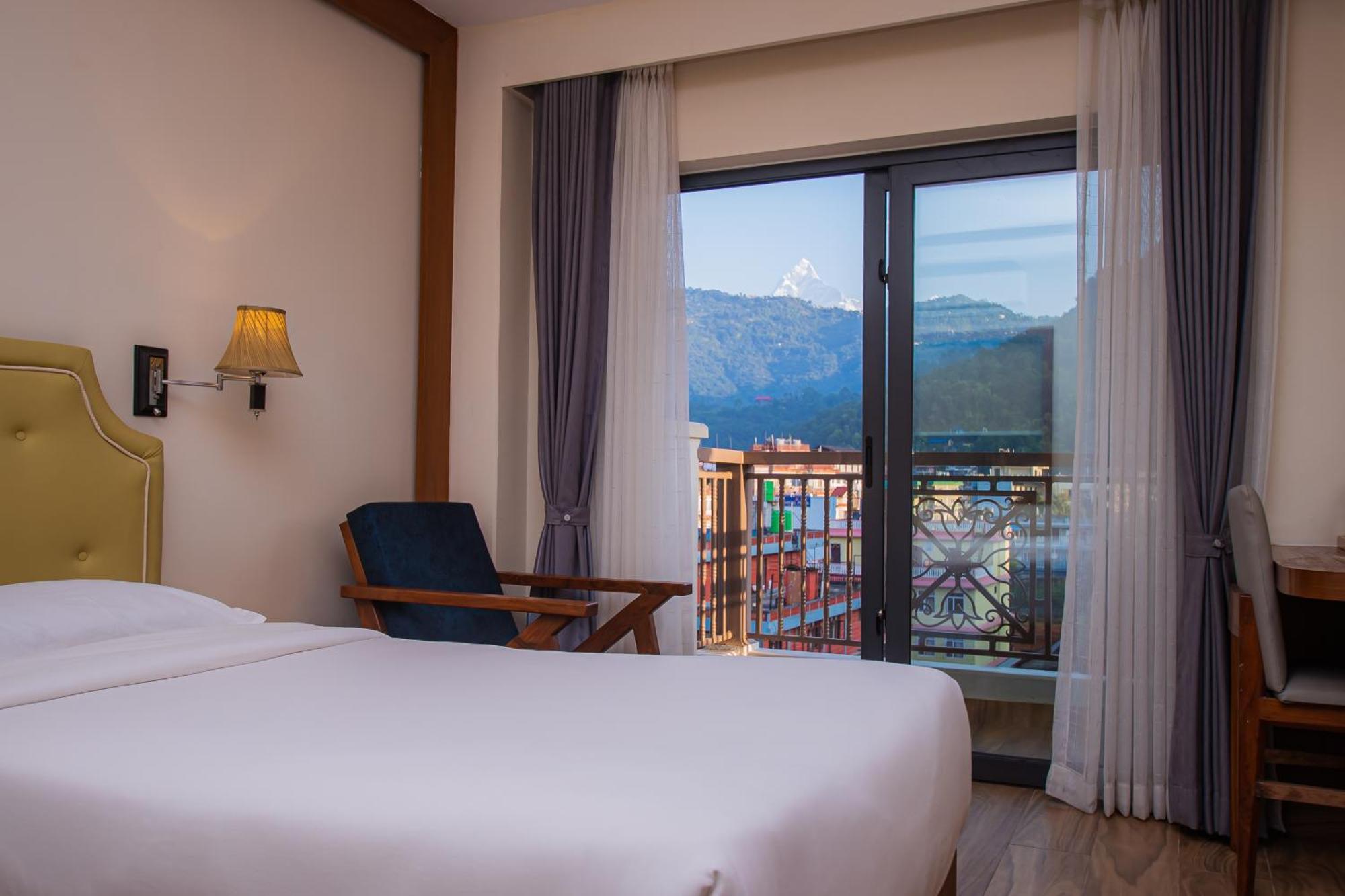 Hotel Fewa Trip Pokhara Exteriör bild