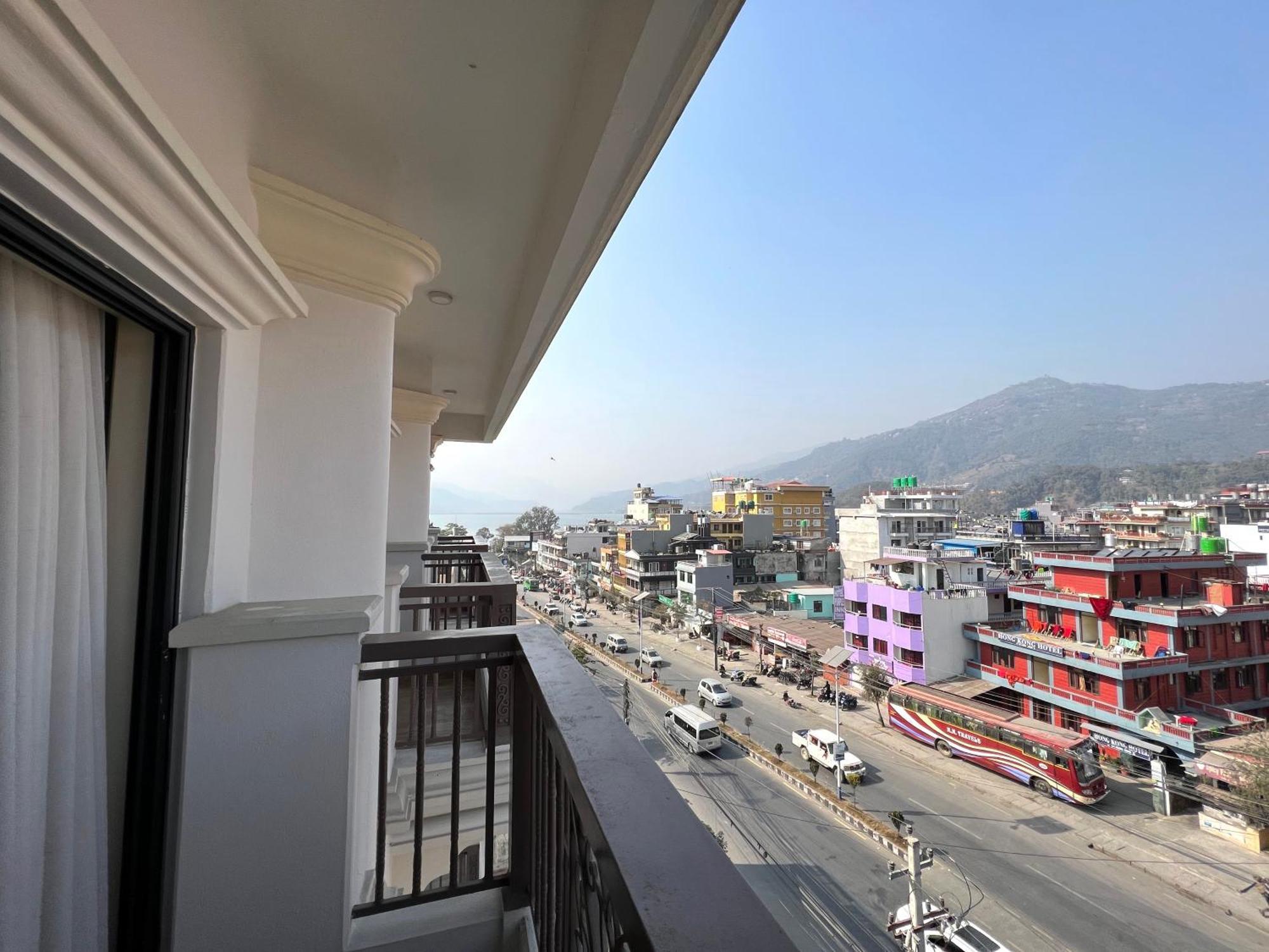 Hotel Fewa Trip Pokhara Exteriör bild